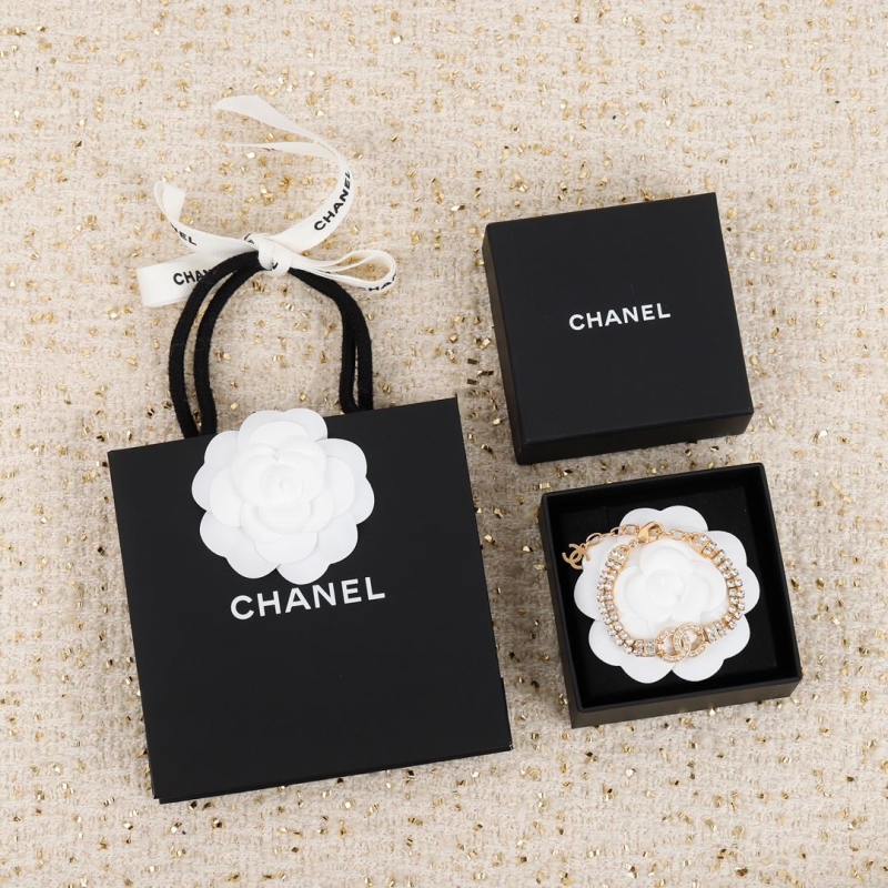 Ch*el necklaces